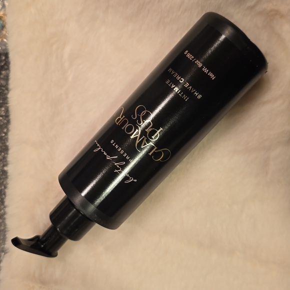 NIB Booty Parlor Booty Parlor Glamour Puss Intimate Shave Cream 8 oz. $35 - Picture 10 of 11